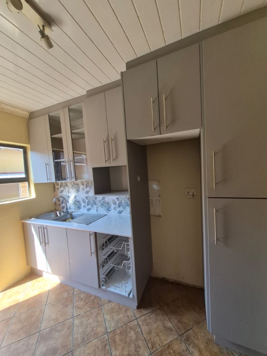 3 Bedroom Property for Sale in Amalinda Eastern Cape